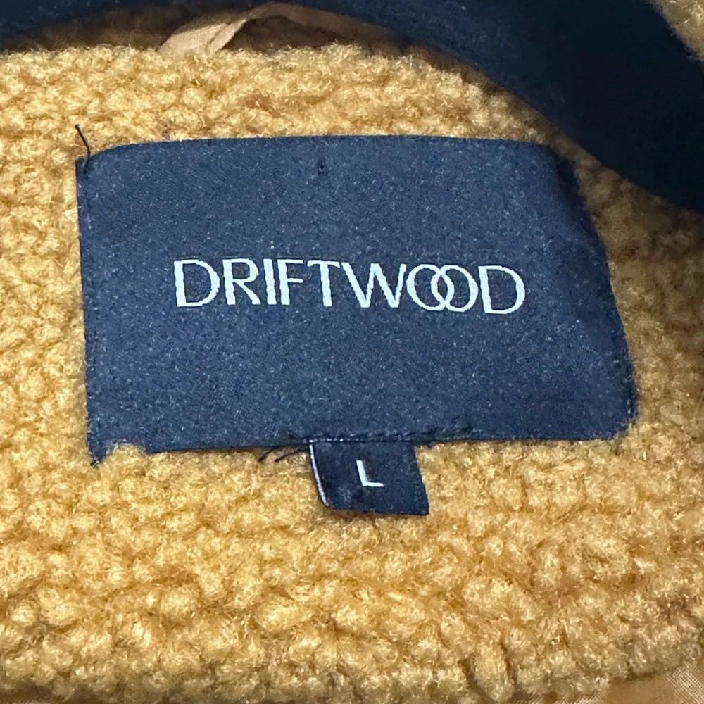 DRIFTWOOD Sherpa Coat. Size: Large 
Dark Mustard Yellow - Picture 6 of 11